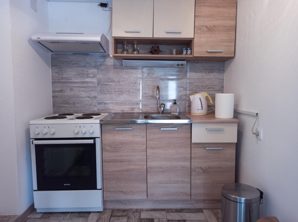 Apartman Dvoristance 哥鲁拜克 外观 照片